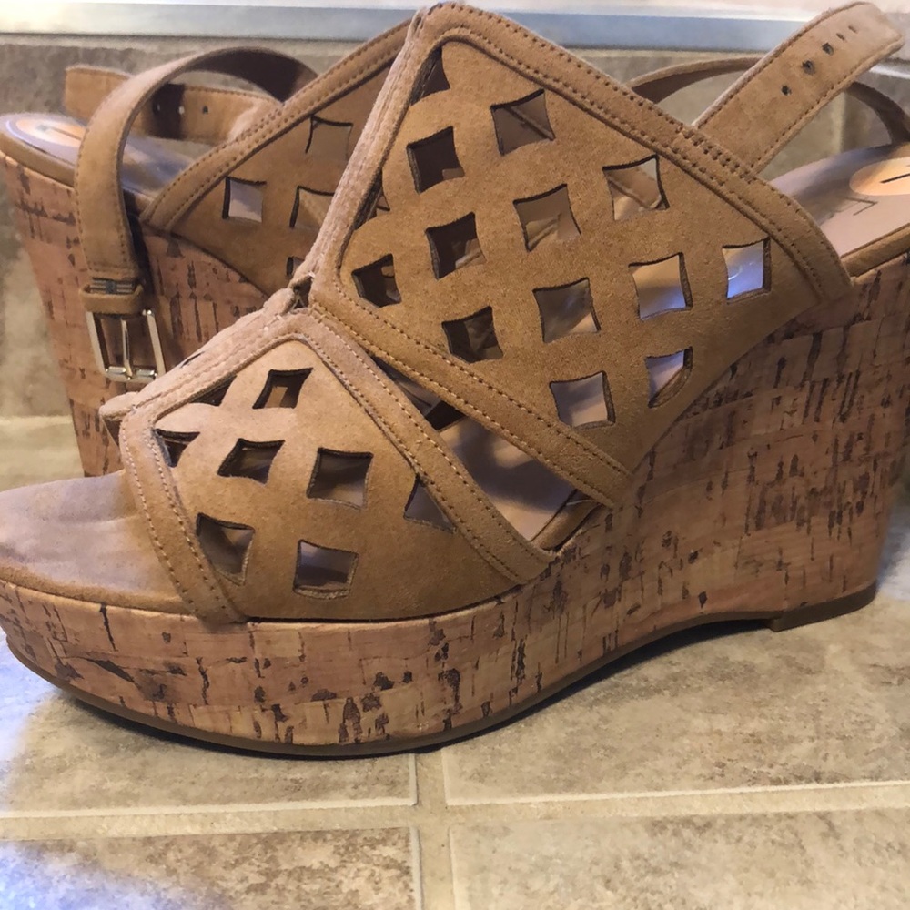 Franco Sarto wedges
